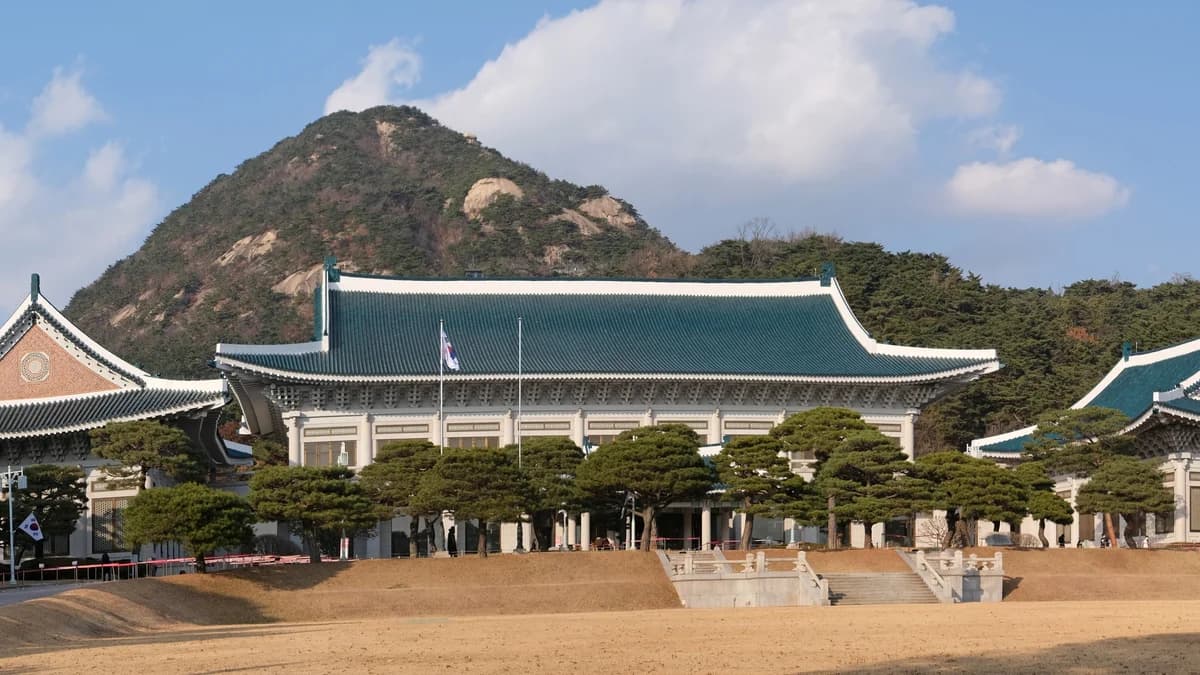 청와대 본관·날개채 전경 (2022년 자료사진)