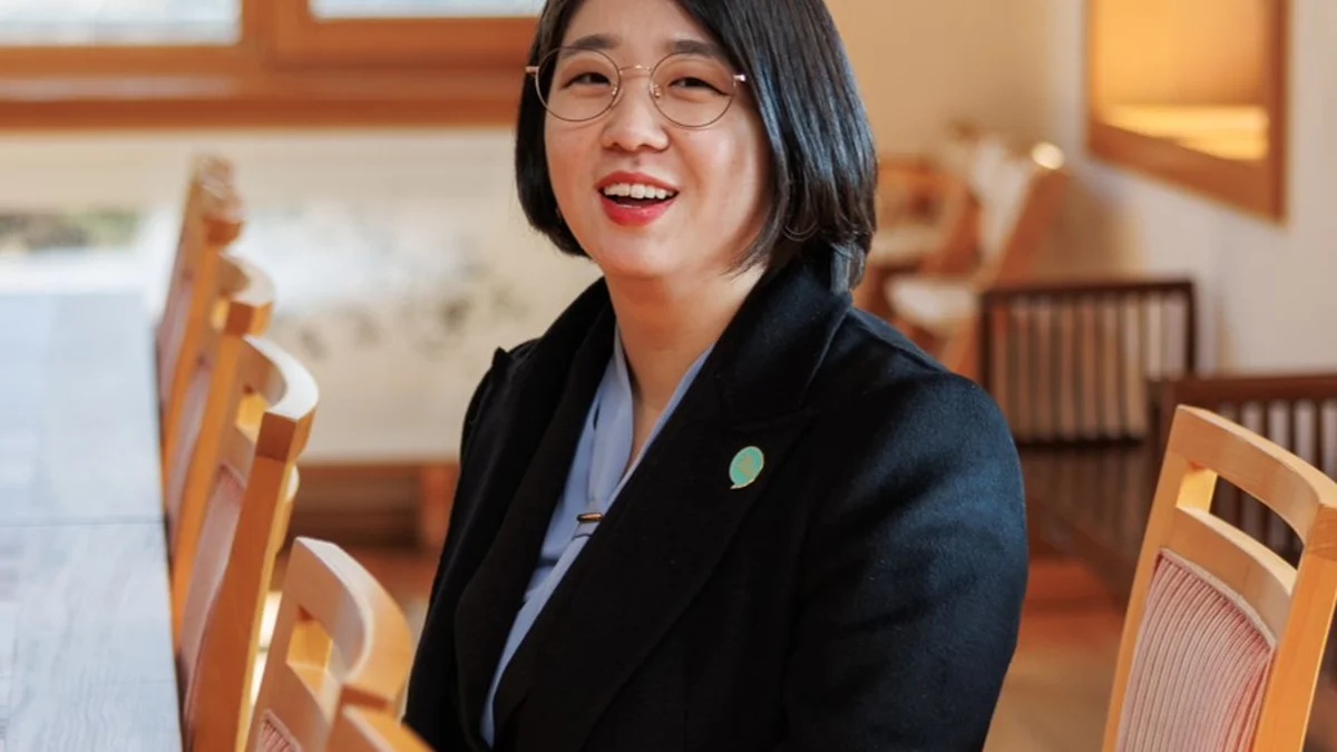 용혜인 공식 홈페이지 대표 프로필 사진. 직접 이미지 URL, 908x1210. 특정 사건 현장 사진이 아님.
